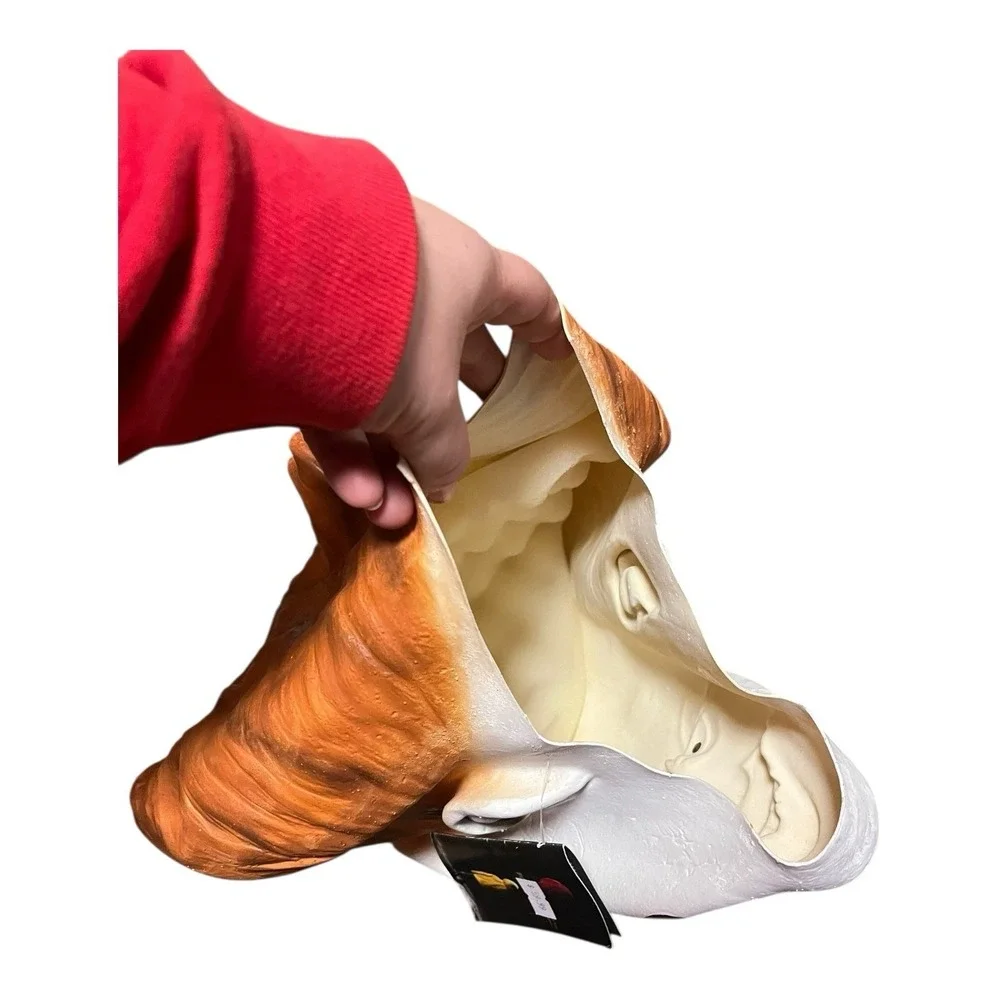 NWT Pennywise Standard Edition Mask Trick Or Treat Studios By‎ Mike O'Brien